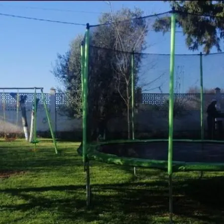 Bertoaland Relax Y Diversion Apartamento De 2 Dobles Con Terraza Privada Y Zona De Juegos Compartida Hébergement de vacances Carballo