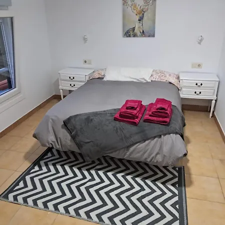 Hébergement de vacances Bertoaland Relax Y Diversion Apartamento De 2 Dobles Con Terraza Privada Y Zona De Juegos Compartida